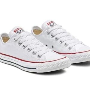 Classic Converse Chuck Taylor All Star low top trainers in white